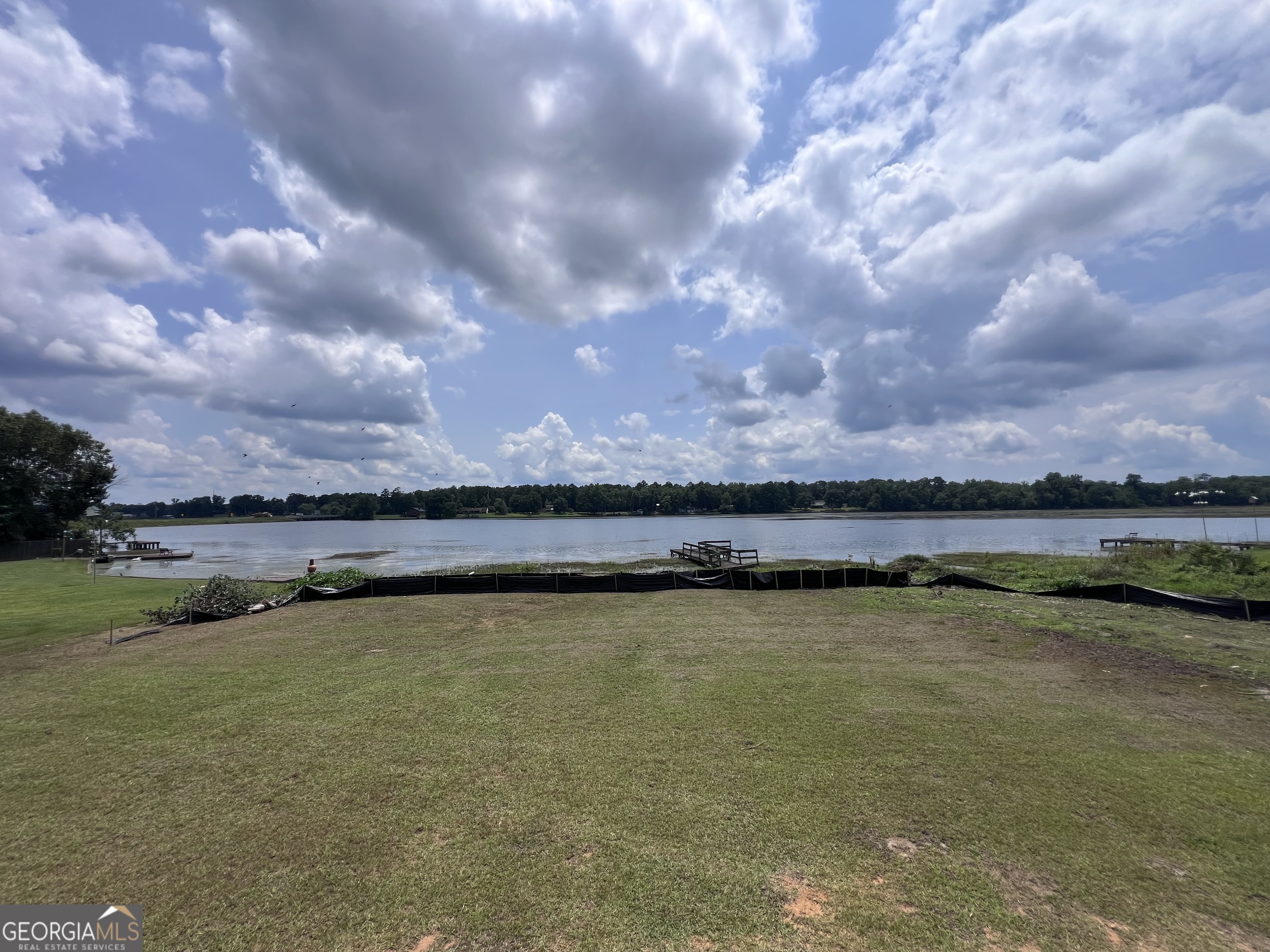 105 N Lakeshore Drive Ivey GA 31031