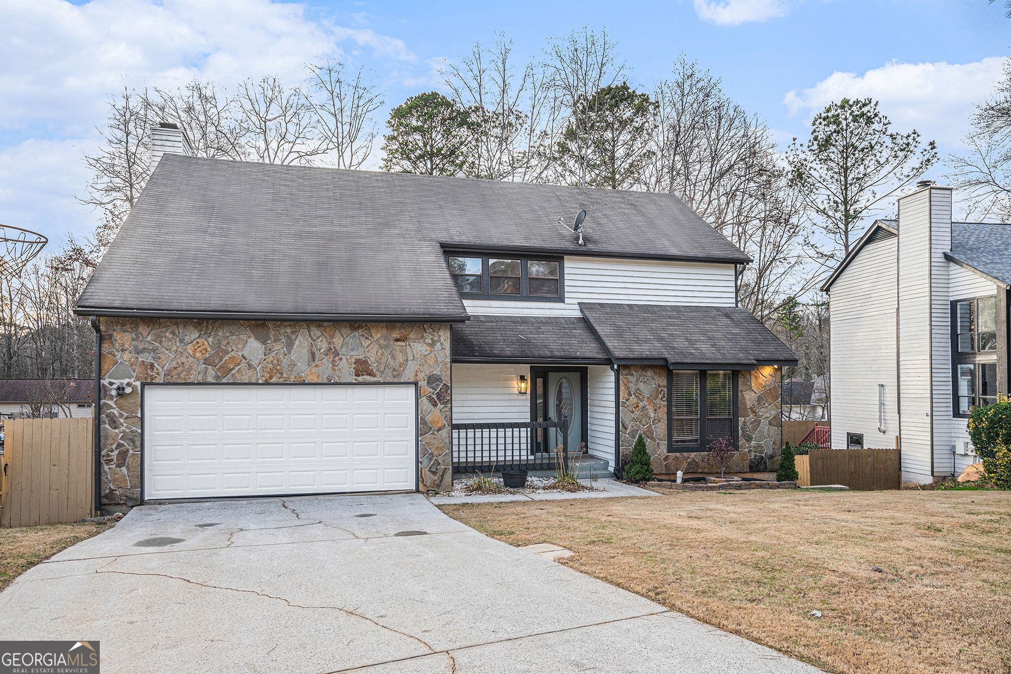 1655 Links Overlook Stone Mountain GA 30088