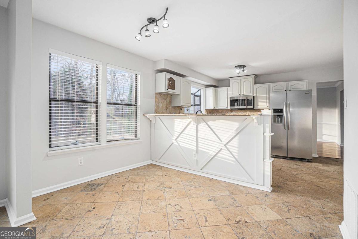 1655 Links Overlook Stone Mountain GA 30088