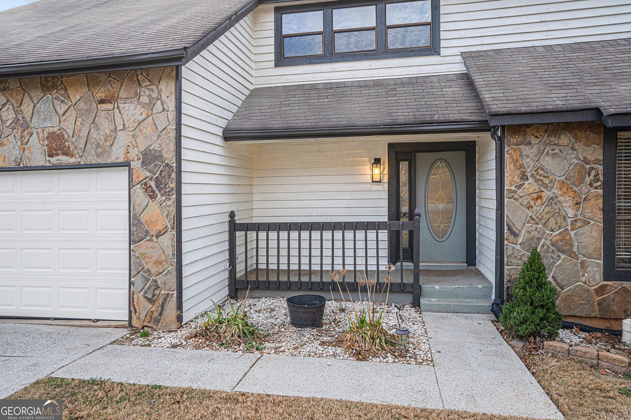 1655 Links Overlook Stone Mountain GA 30088