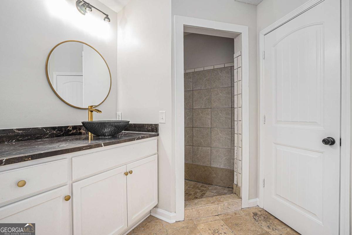 1655 Links Overlook Stone Mountain GA 30088