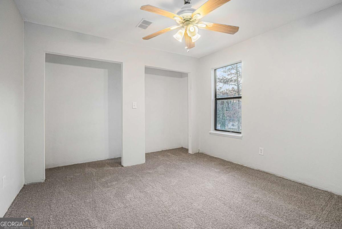 1655 Links Overlook Stone Mountain GA 30088