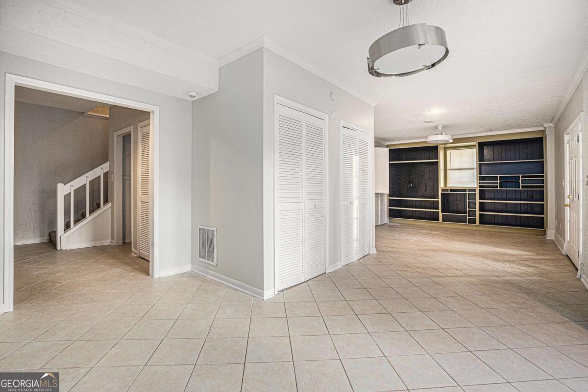 1655 Links Overlook Stone Mountain GA 30088
