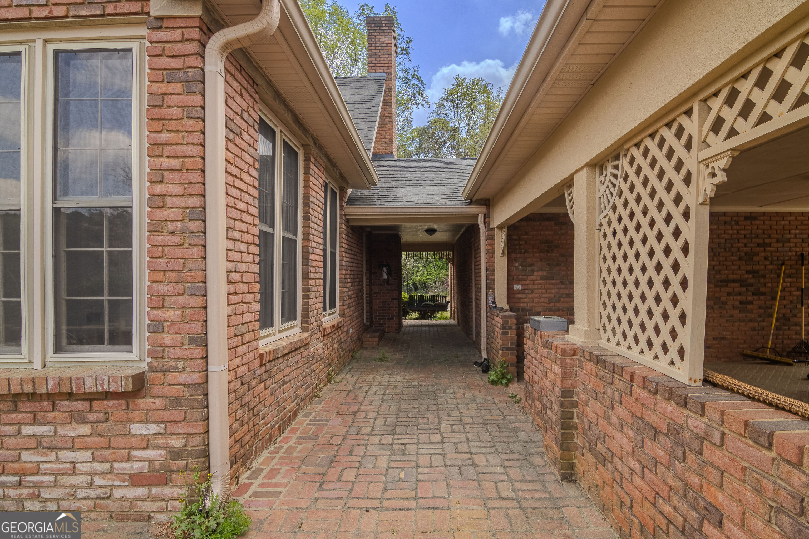 2265 Castle Lake Drive Tyrone GA 30290