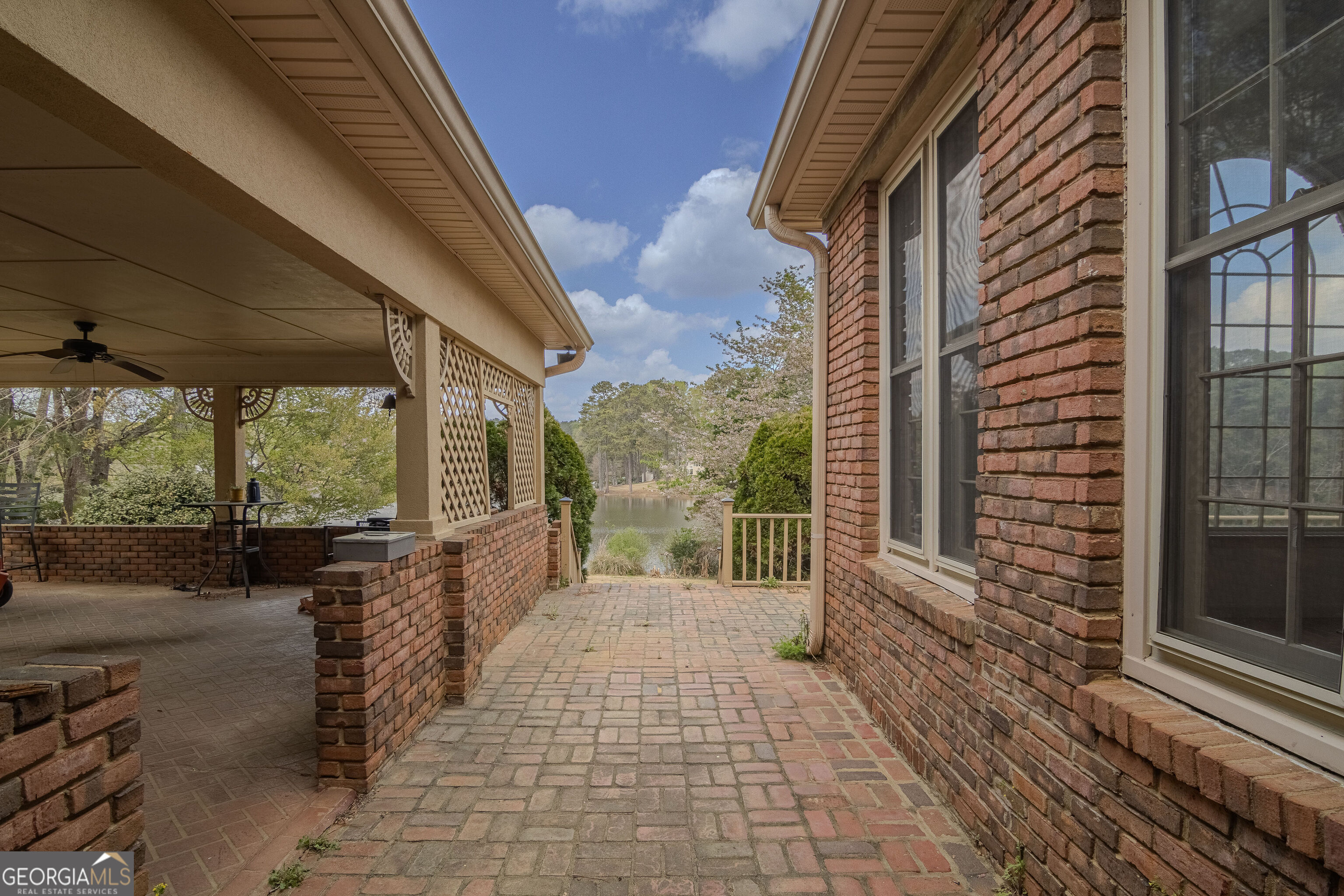 2265 Castle Lake Drive Tyrone GA 30290