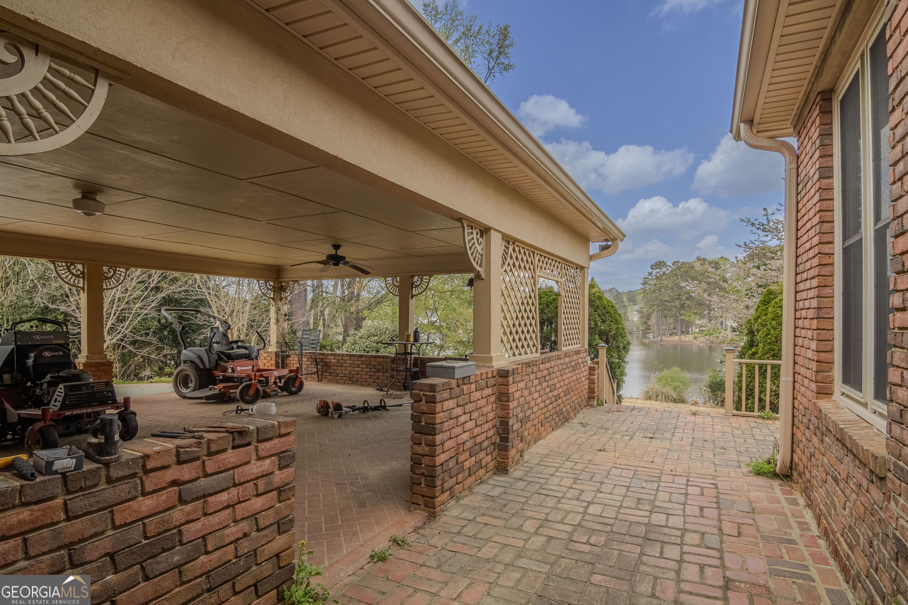 2265 Castle Lake Drive Tyrone GA 30290