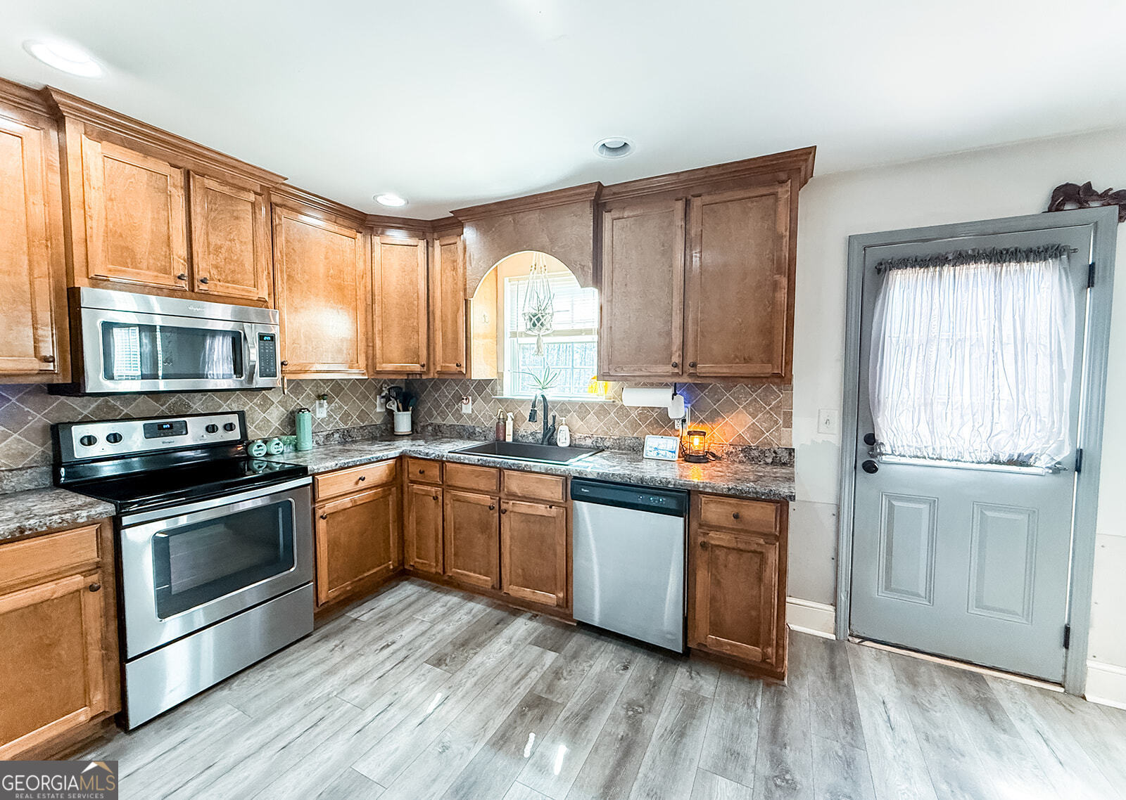 8743 Moss Hill Drive Clermont GA 30527
