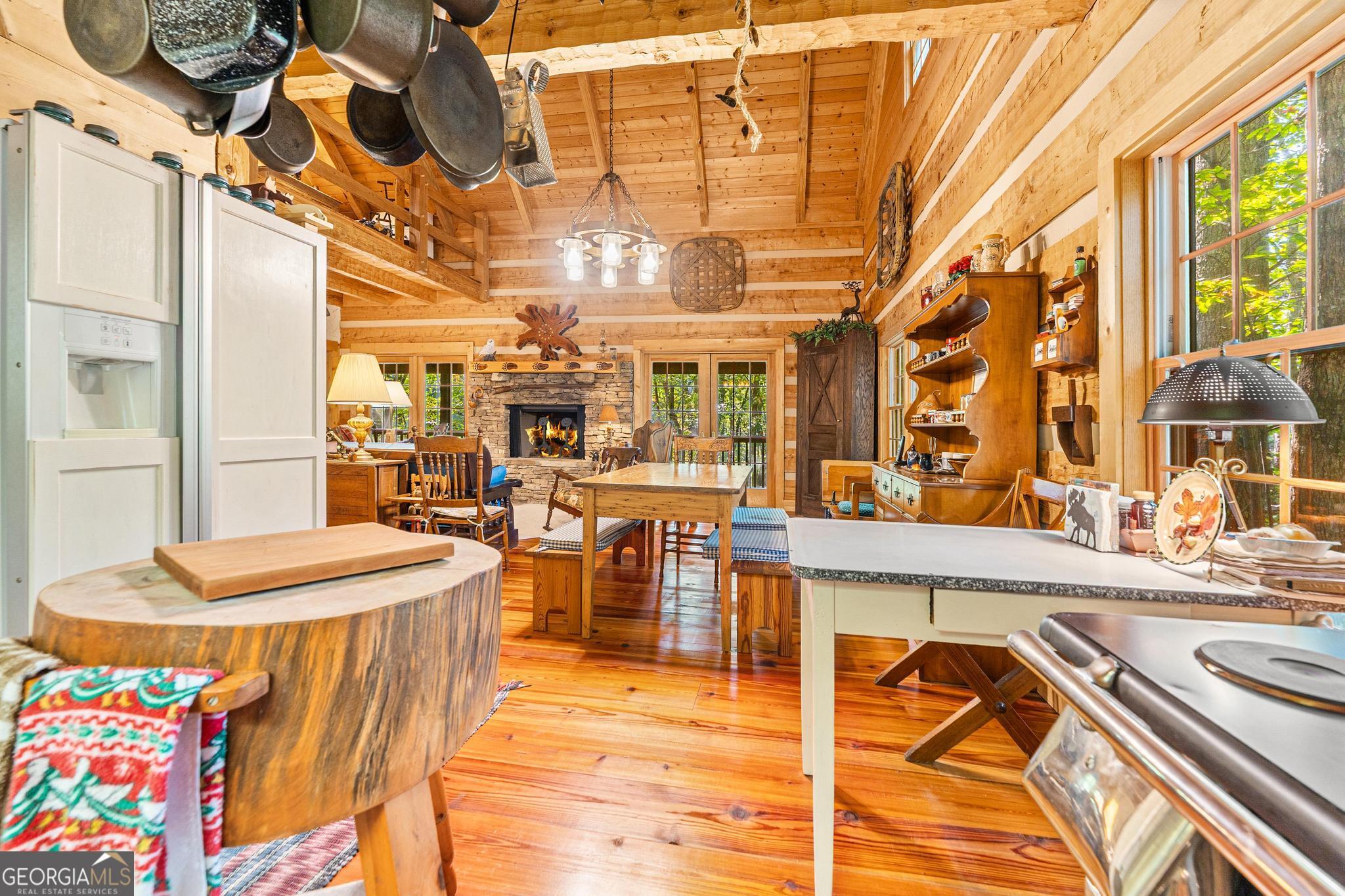 1127 Sautee Trail Sautee Nacoochee GA 30571