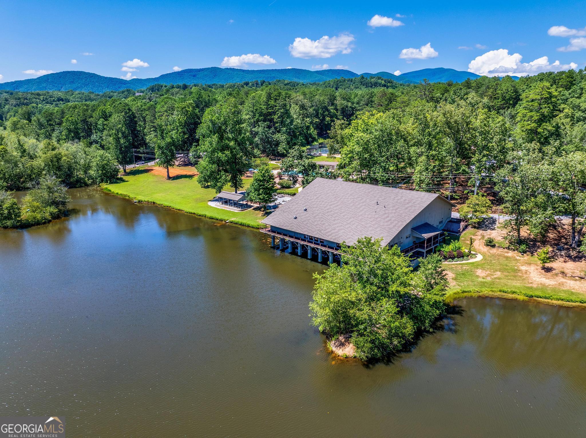 1127 Sautee Trail Sautee Nacoochee GA 30571
