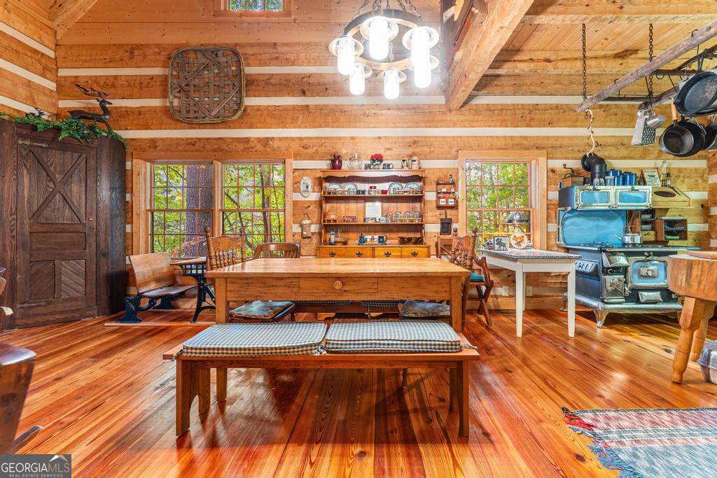 1127 Sautee Trail Sautee Nacoochee GA 30571