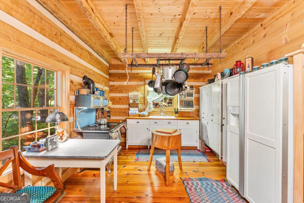 1127 Sautee Trail Sautee Nacoochee GA 30571