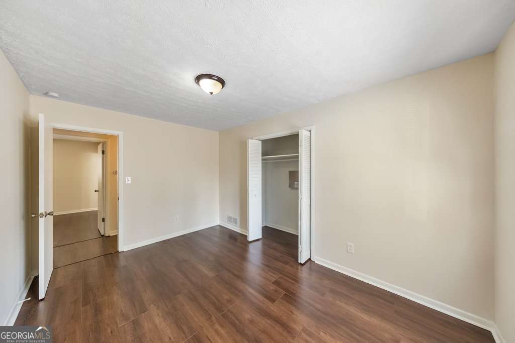 6675 Leisure Trail Atlanta GA 30349