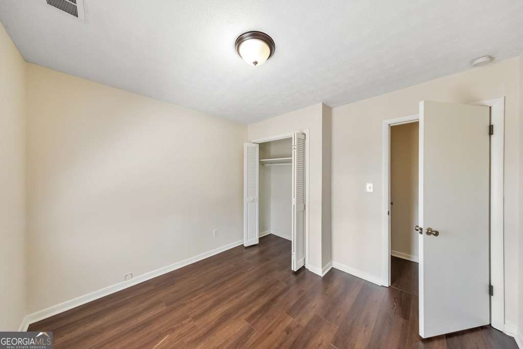 6675 Leisure Trail Atlanta GA 30349