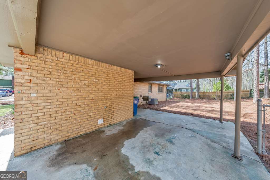 6675 Leisure Trail Atlanta GA 30349