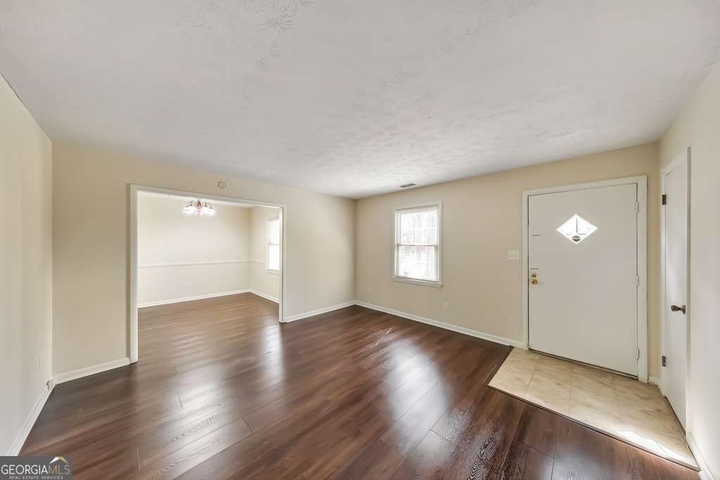 6675 Leisure Trail Atlanta GA 30349