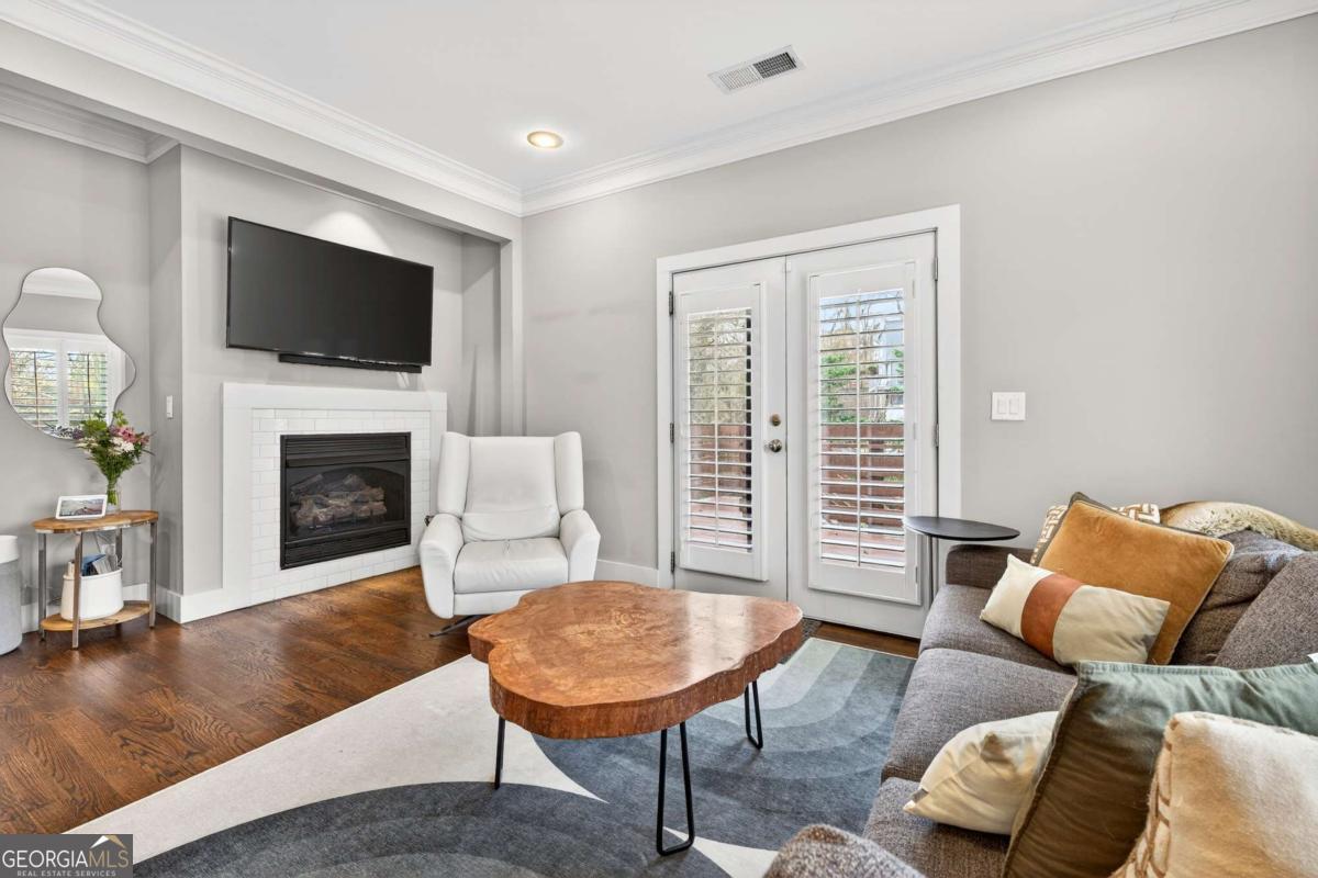 20 Sanderson Street NE Atlanta GA 30307