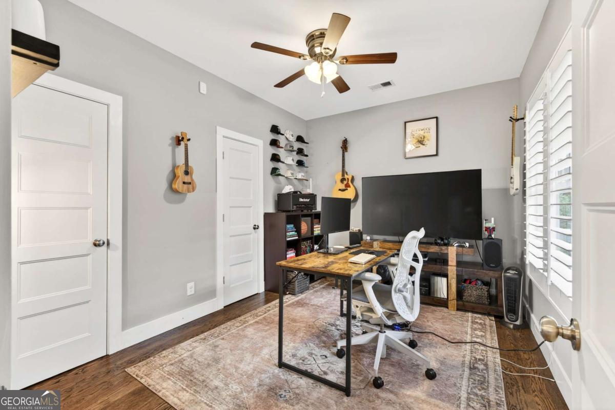 20 Sanderson Street NE Atlanta GA 30307