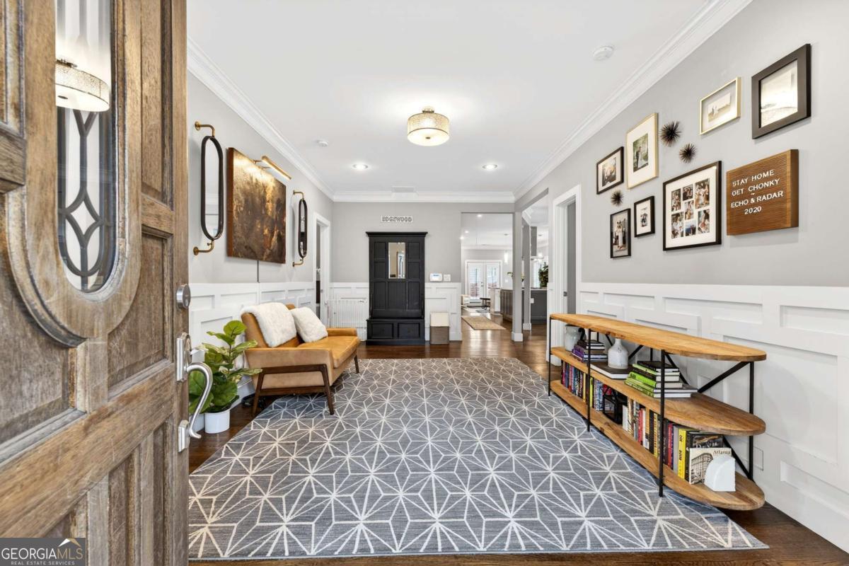 20 Sanderson Street NE Atlanta GA 30307