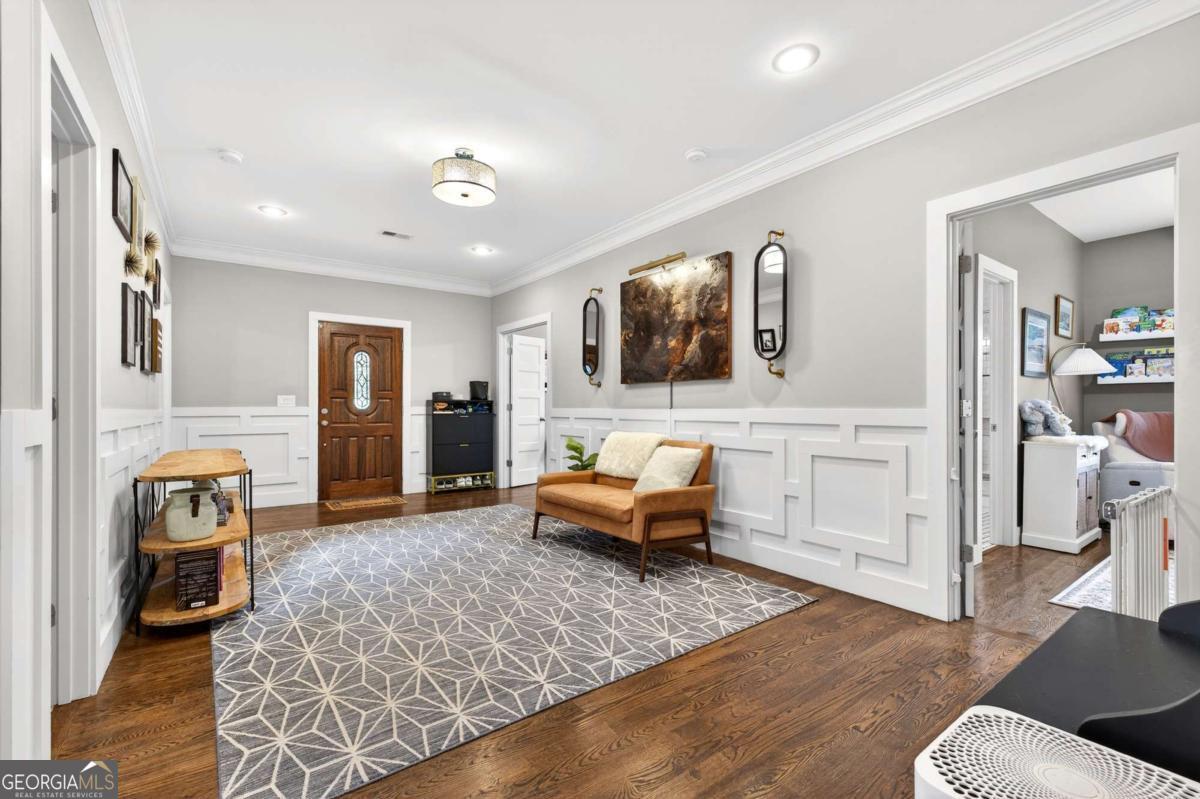 20 Sanderson Street NE Atlanta GA 30307