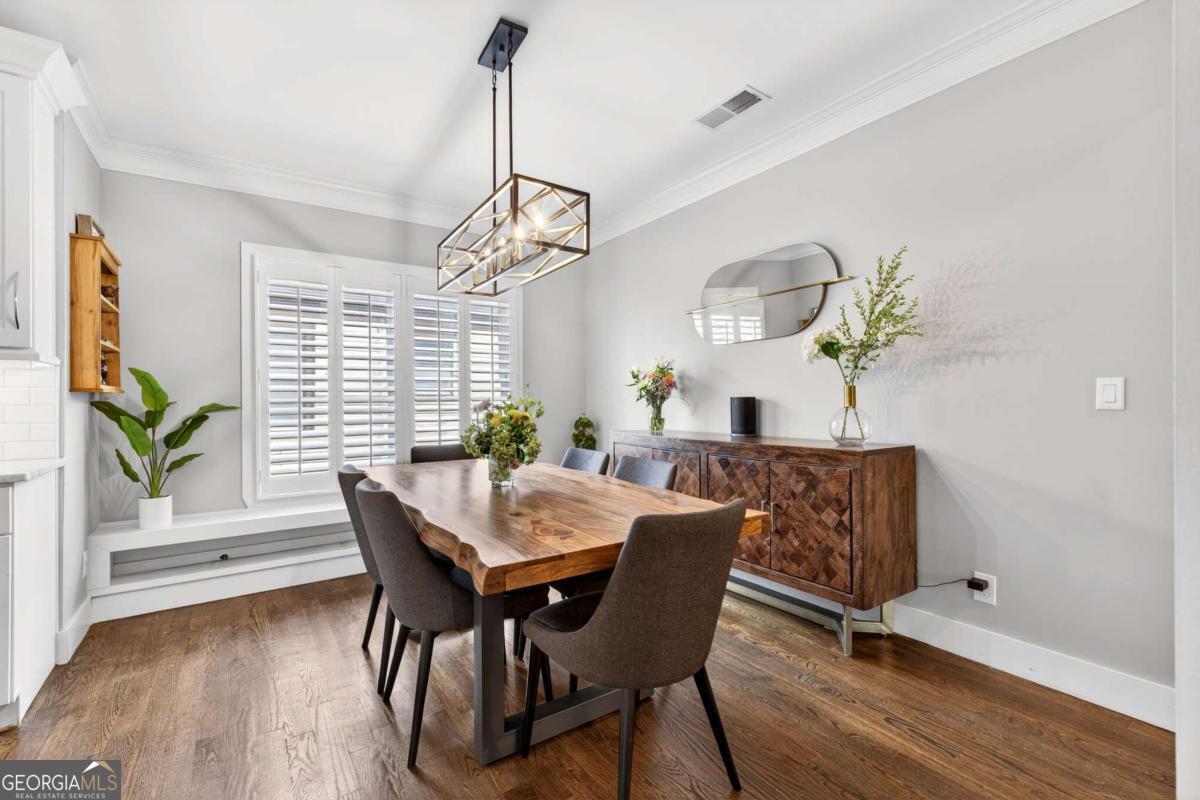 20 Sanderson Street NE Atlanta GA 30307