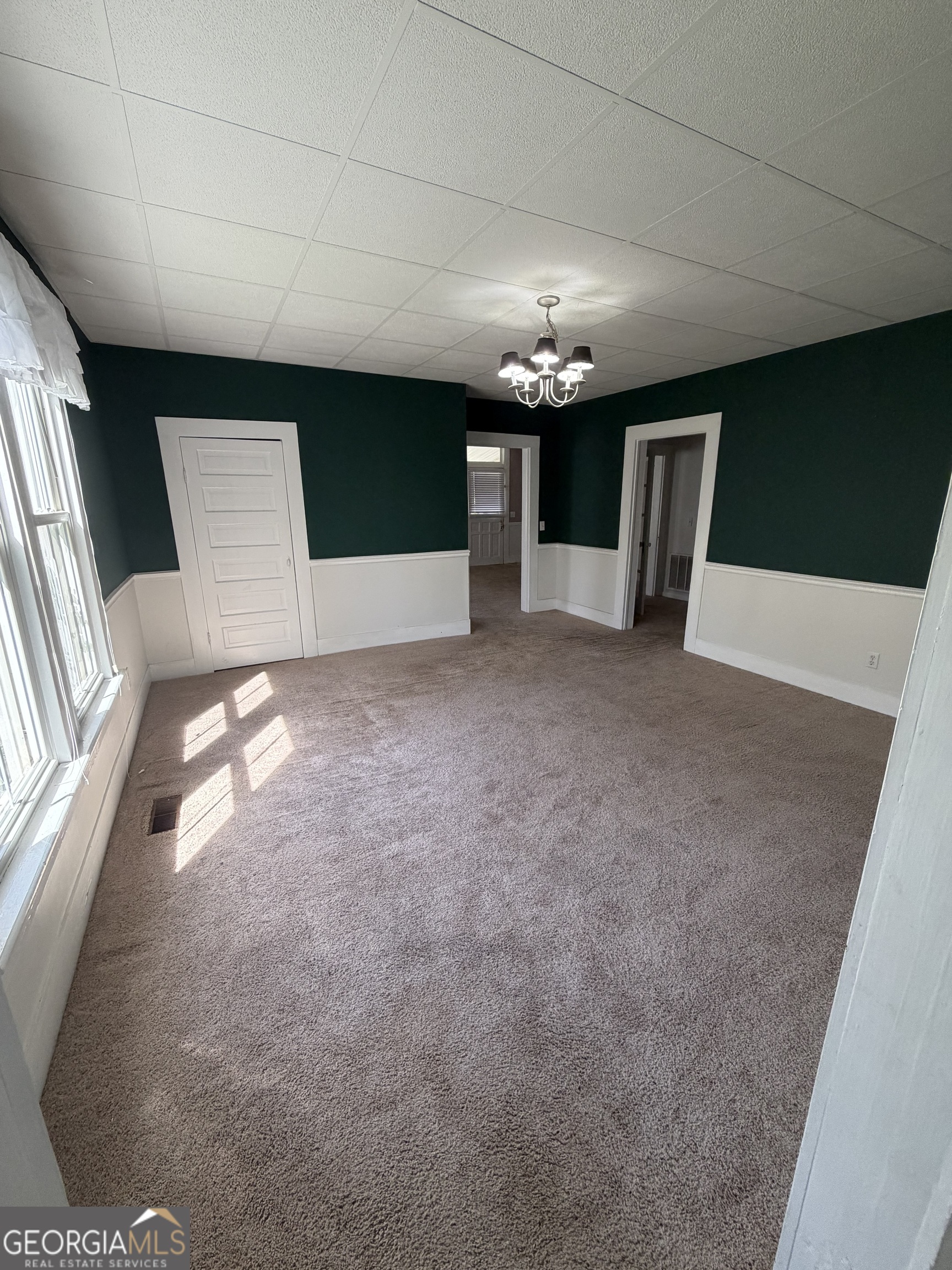 151 S Tusten Street Elberton GA 30635