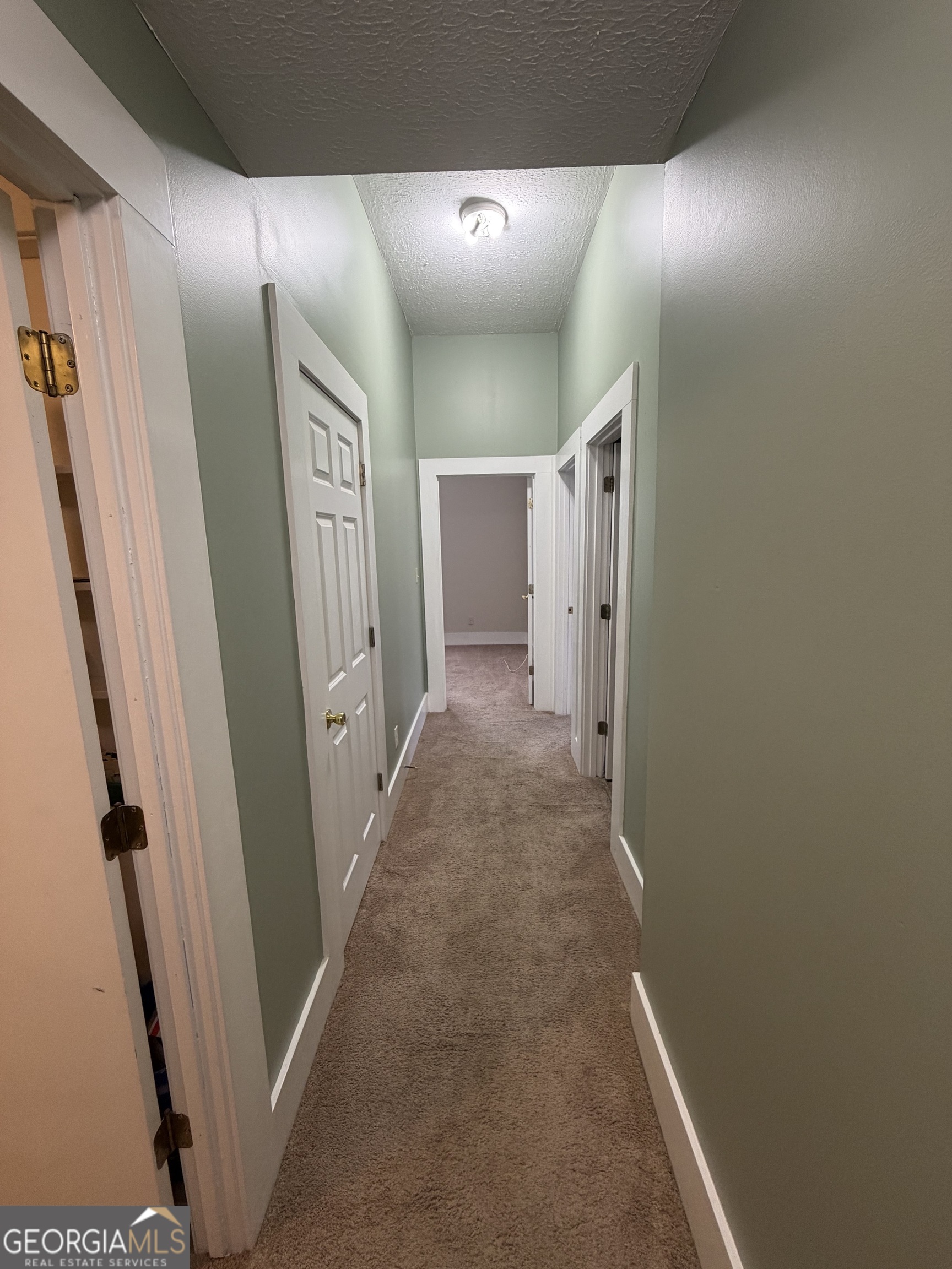 151 S Tusten Street Elberton GA 30635