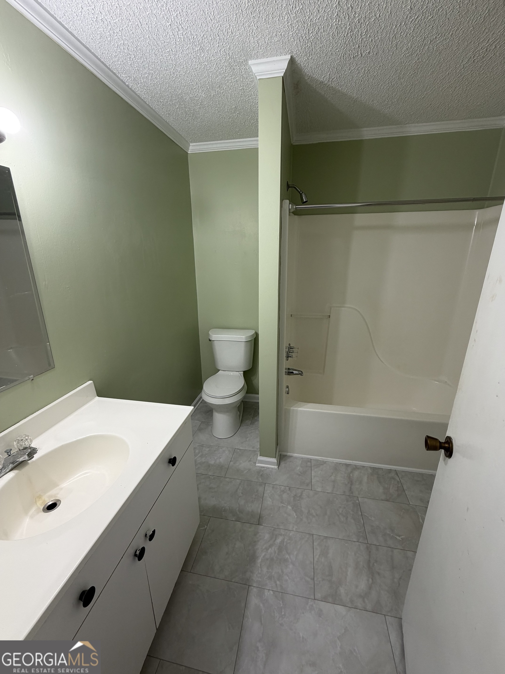 151 S Tusten Street Elberton GA 30635