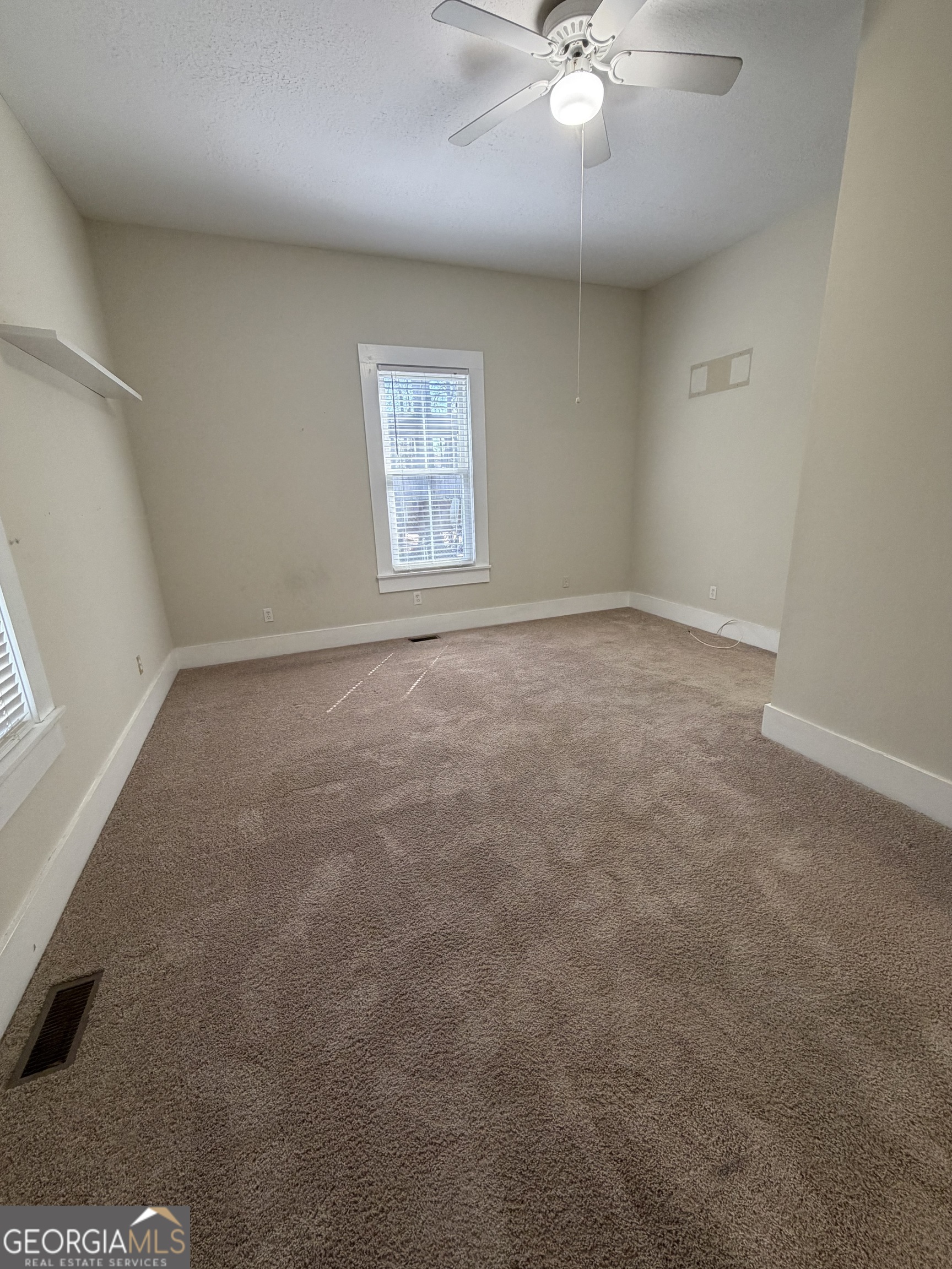 151 S Tusten Street Elberton GA 30635
