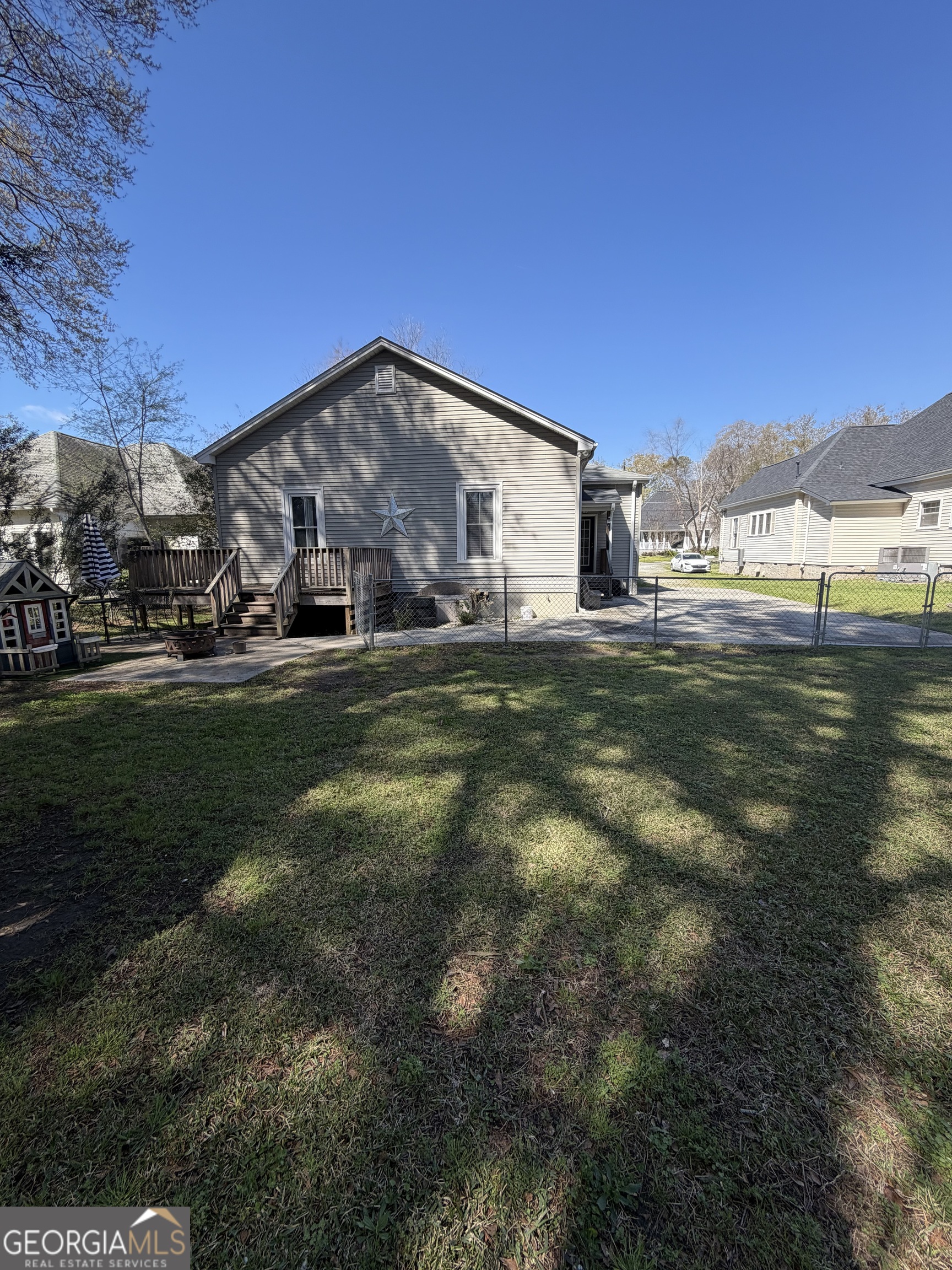 151 S Tusten Street Elberton GA 30635
