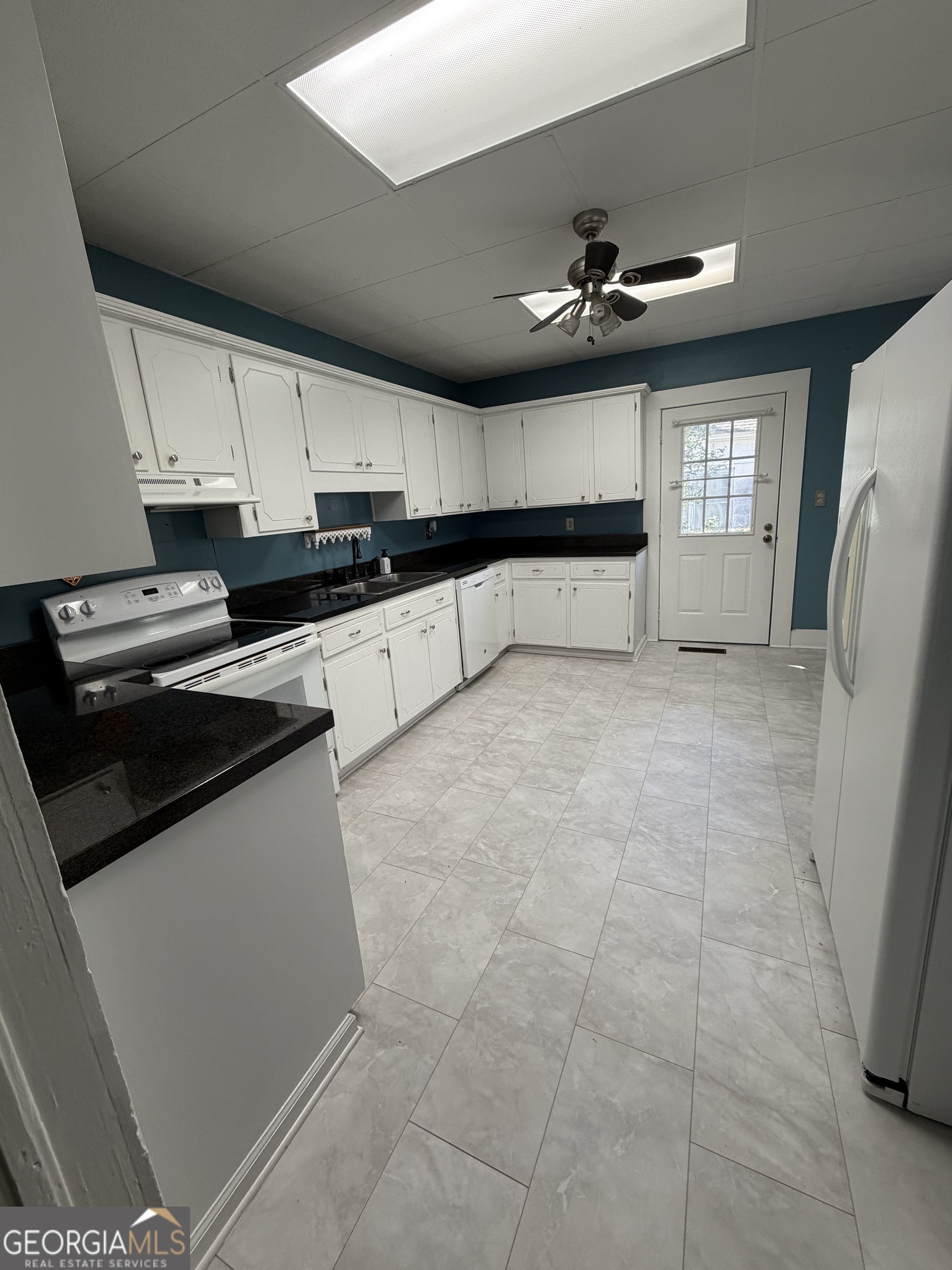 151 S Tusten Street Elberton GA 30635
