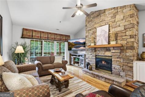 92 Gleneagle Court Clayton GA 30525