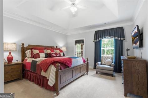 92 Gleneagle Court Clayton GA 30525