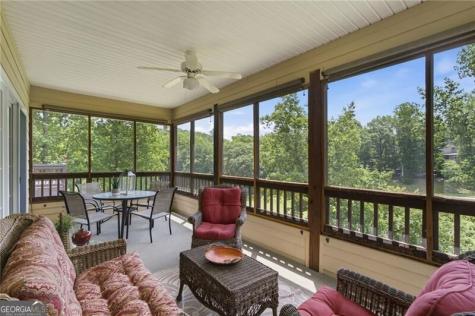 92 Gleneagle Court Clayton GA 30525
