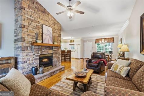 92 Gleneagle Court Clayton GA 30525
