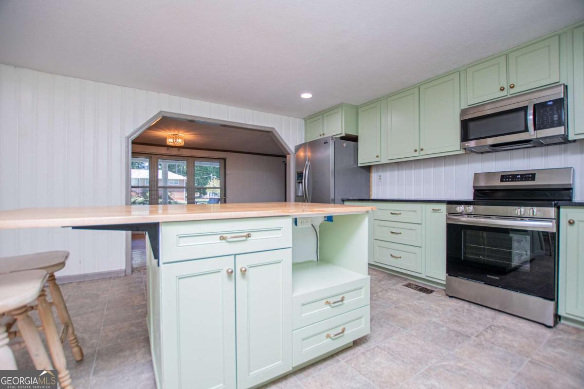 105 Sharp Drive Carrollton GA 30117