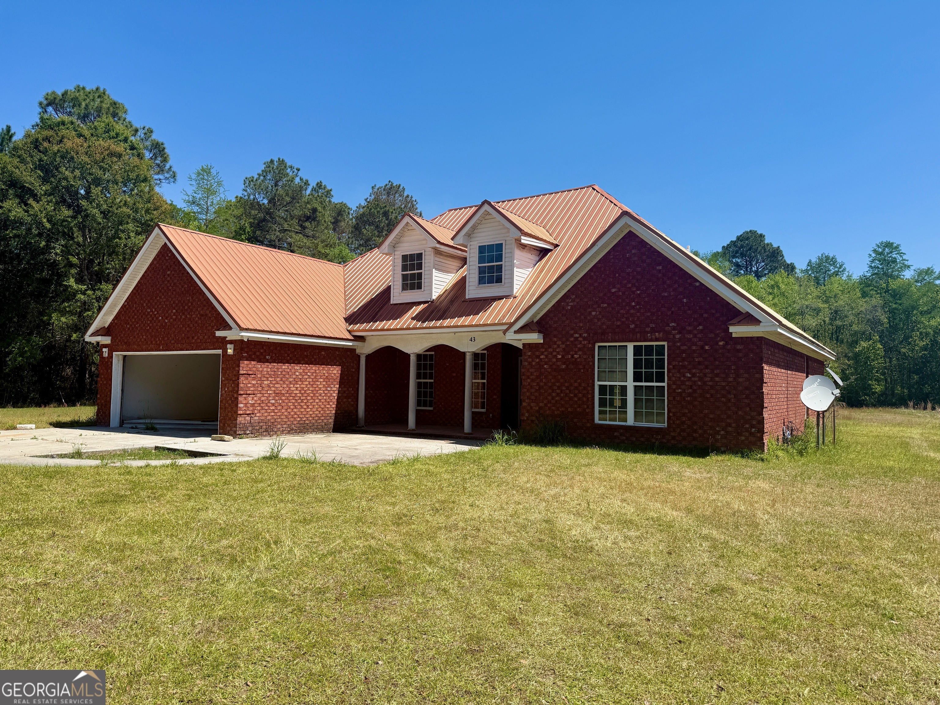 43 Razor Back Road Hinesville GA 31313