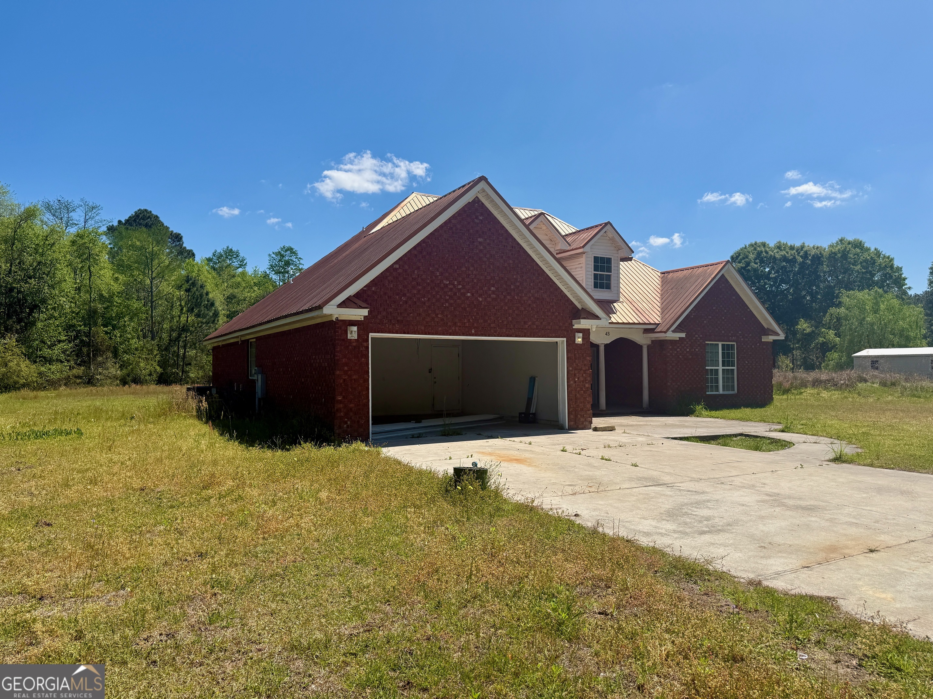 43 Razor Back Road Hinesville GA 31313
