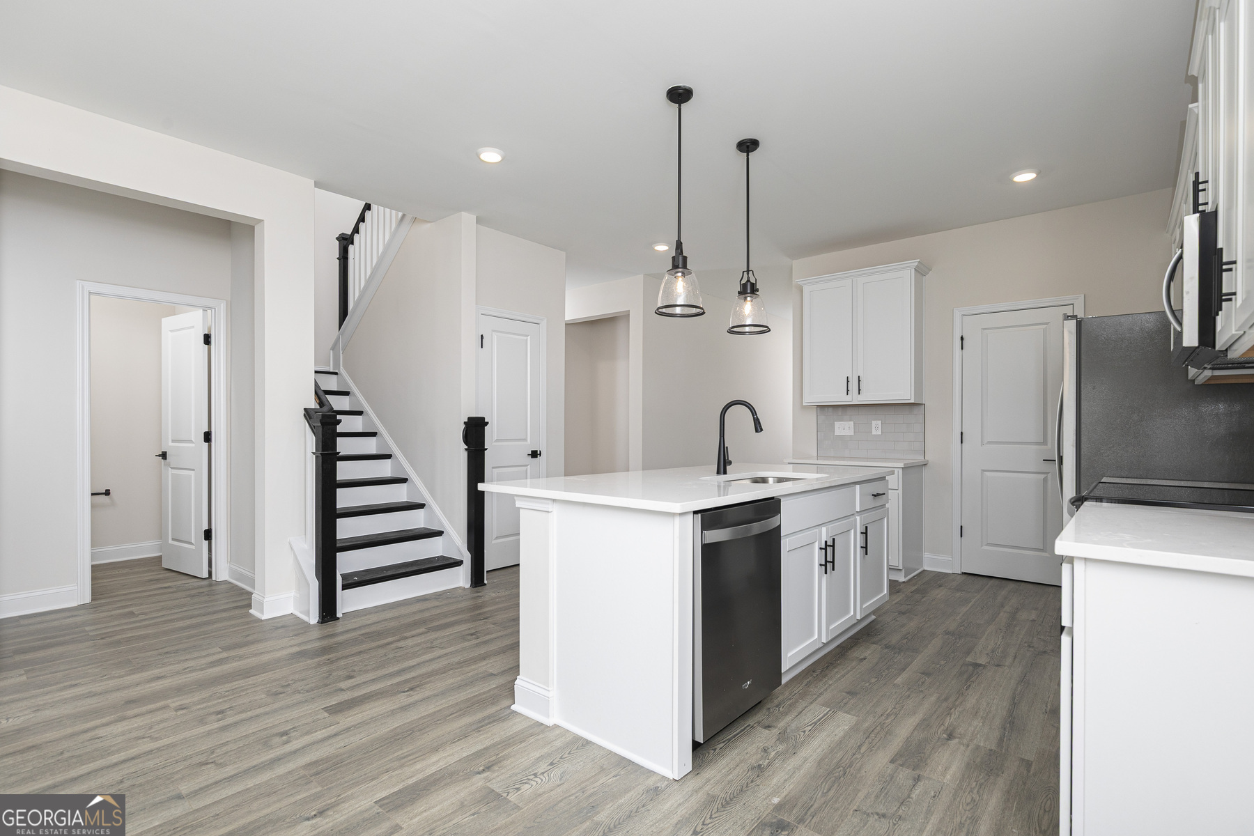 586 Cantrell Drive Dallas GA 30157
