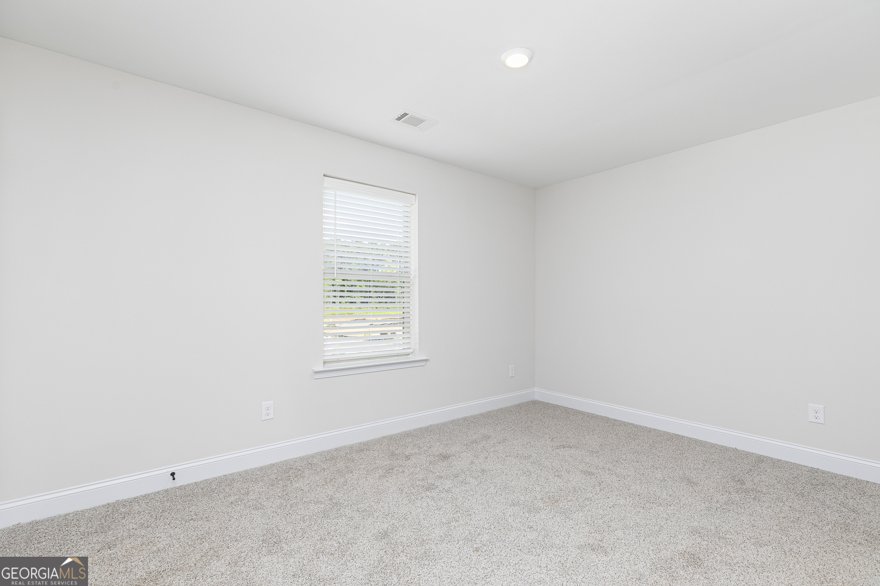 586 Cantrell Drive Dallas GA 30157