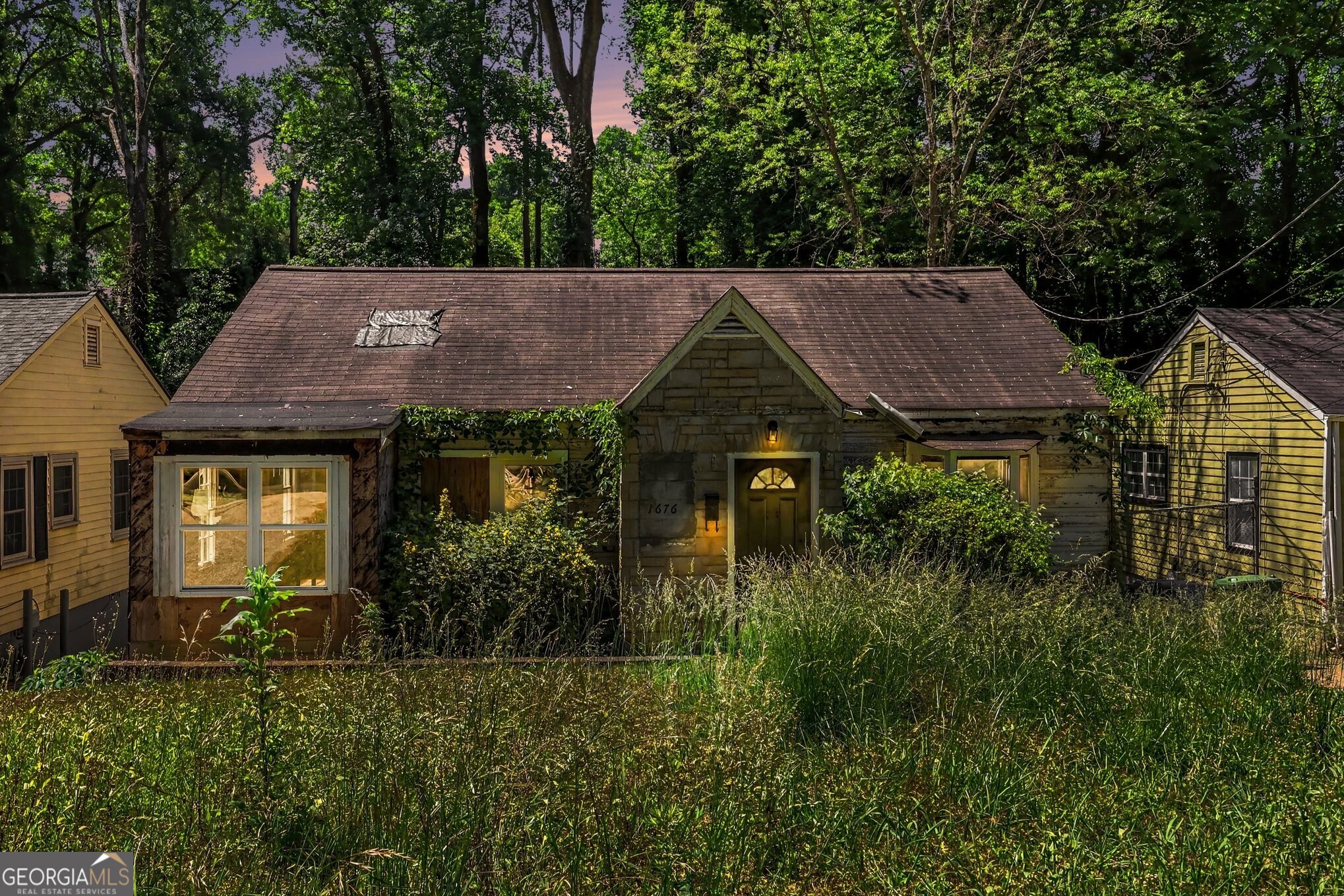 1676 S Olympian Way SW Atlanta GA 30310