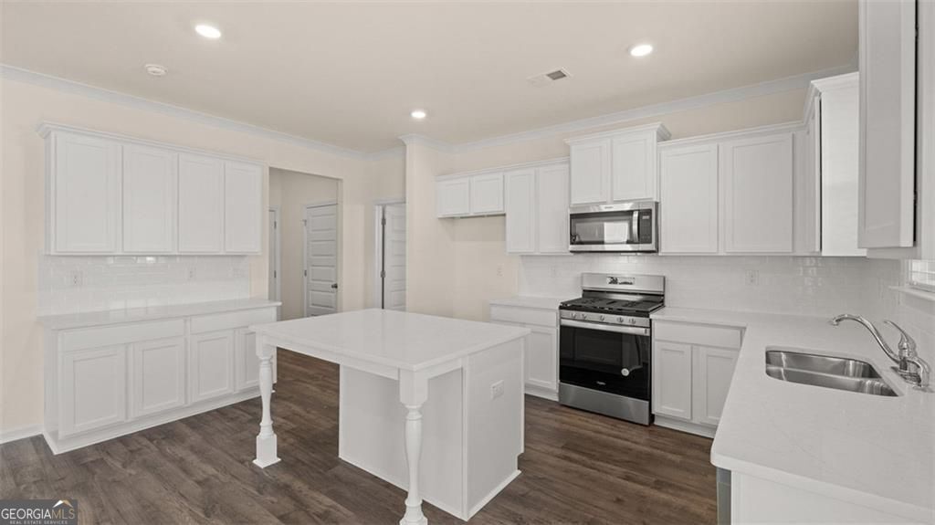 181 Sandy Oak Drive Loganville GA 30052