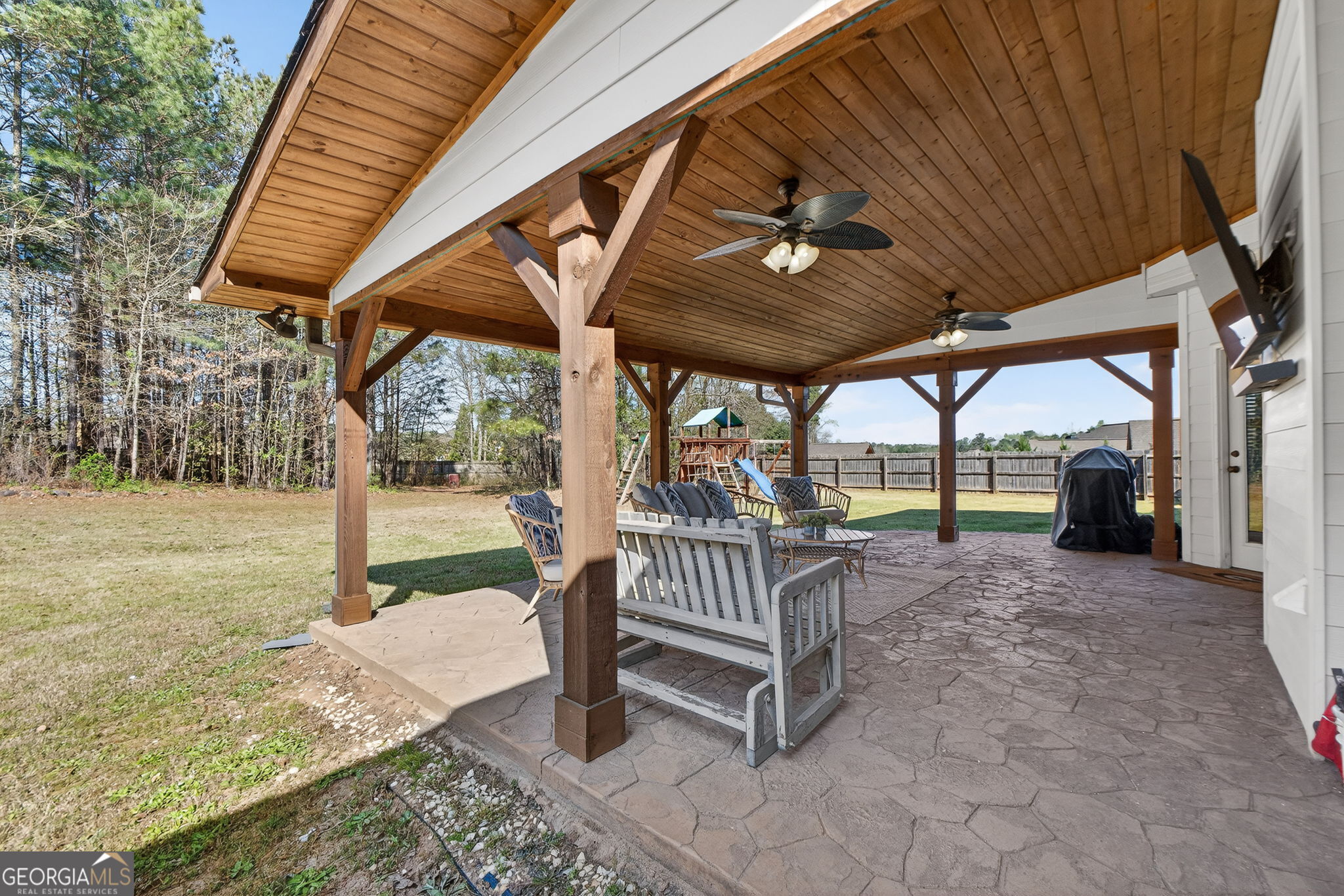 137 Caraway Road Locust Grove GA 30248