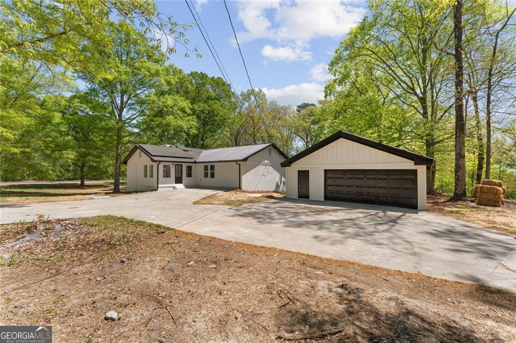 350 Pine Shadows Drive Dallas GA 30157