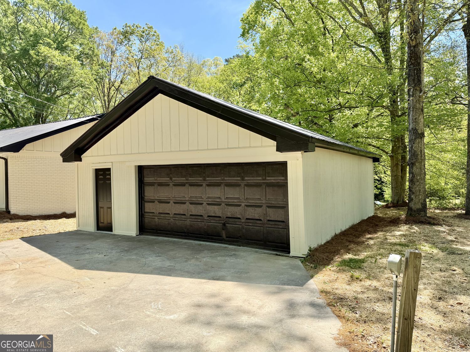 350 Pine Shadows Drive Dallas GA 30157