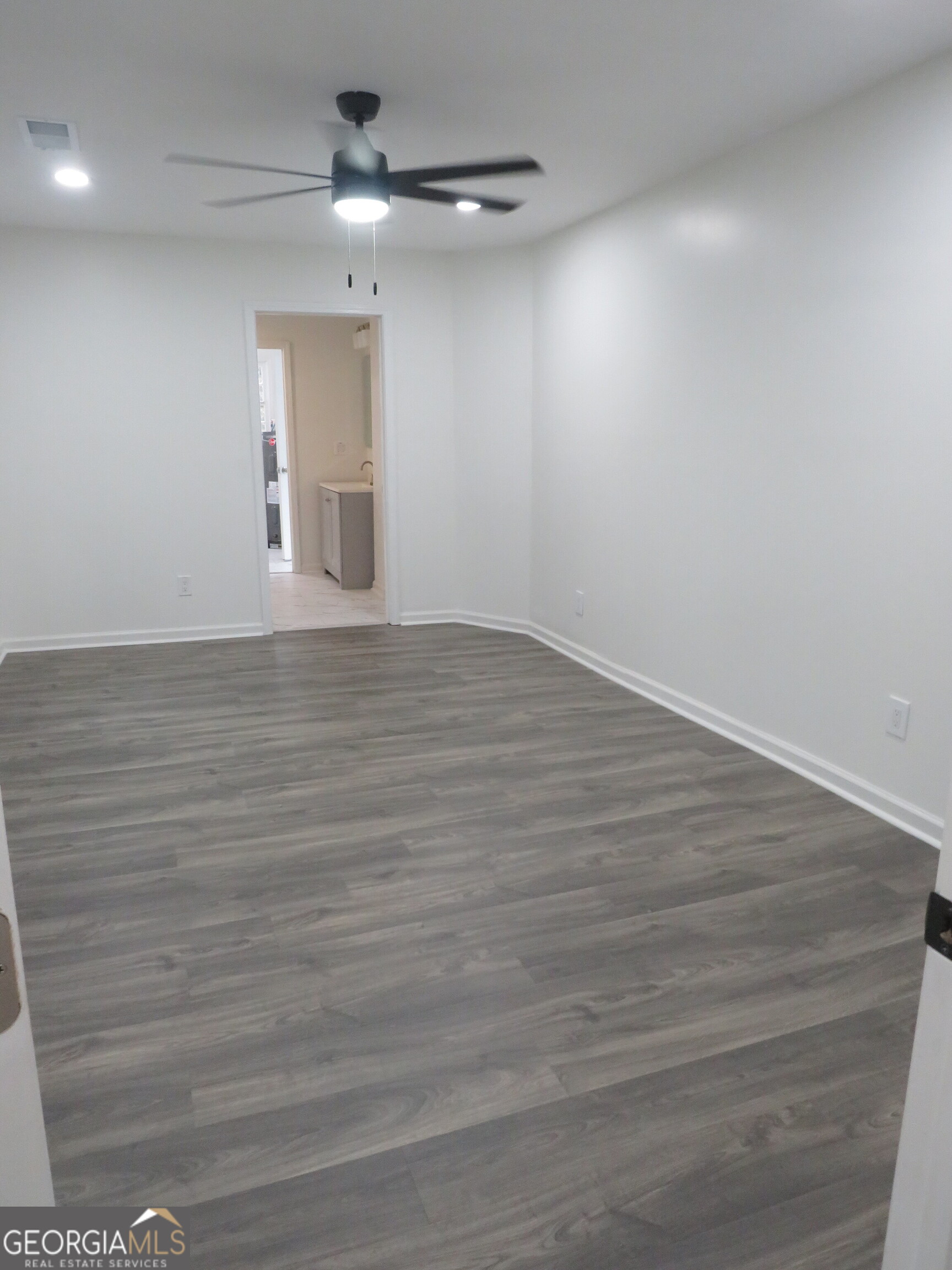 413 W Floyd Street Sandersville GA 31082