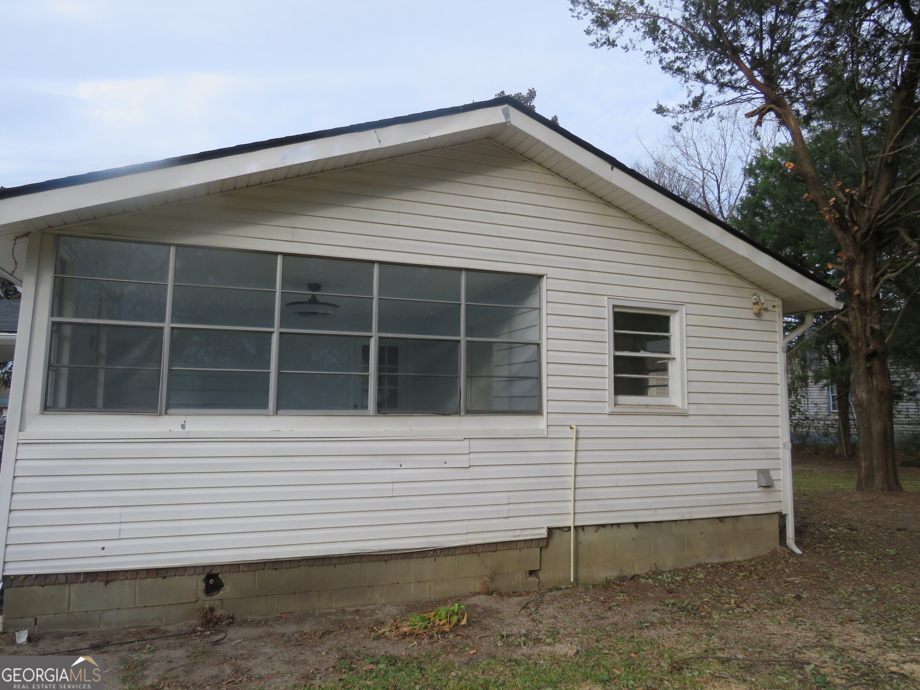 413 W Floyd Street Sandersville GA 31082