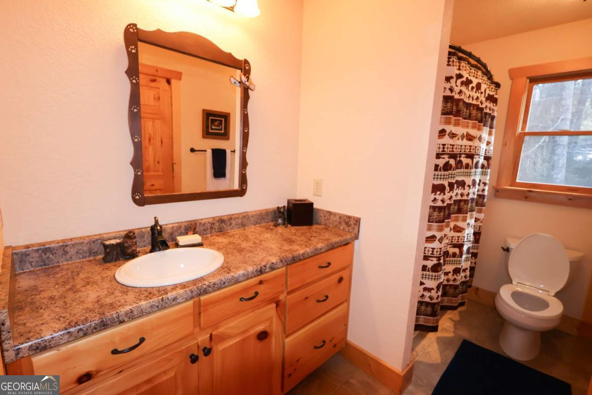 143 Hidden Lake Circle Ellijay GA 30536