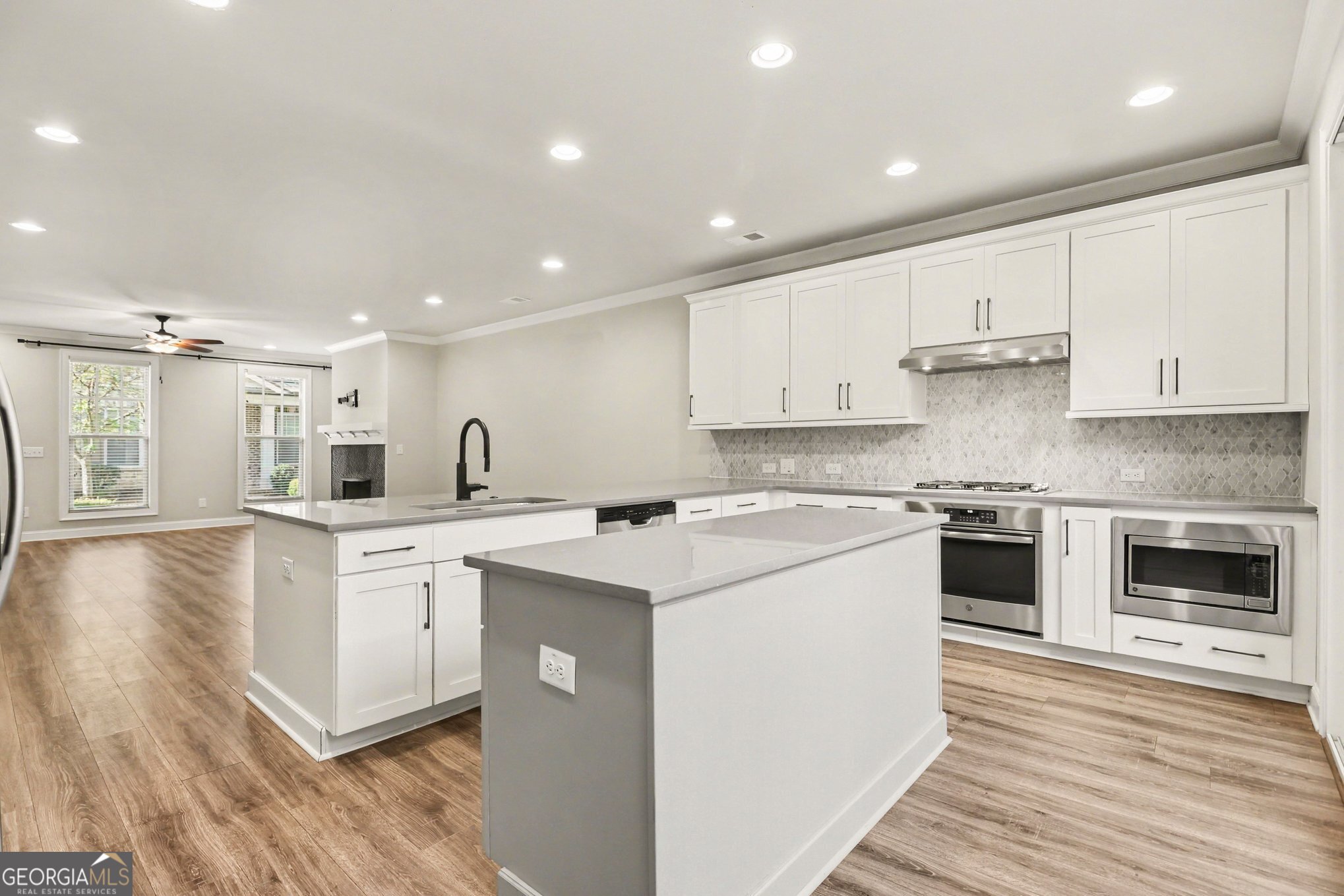 4007 Vickery Glen Roswell GA 30075
