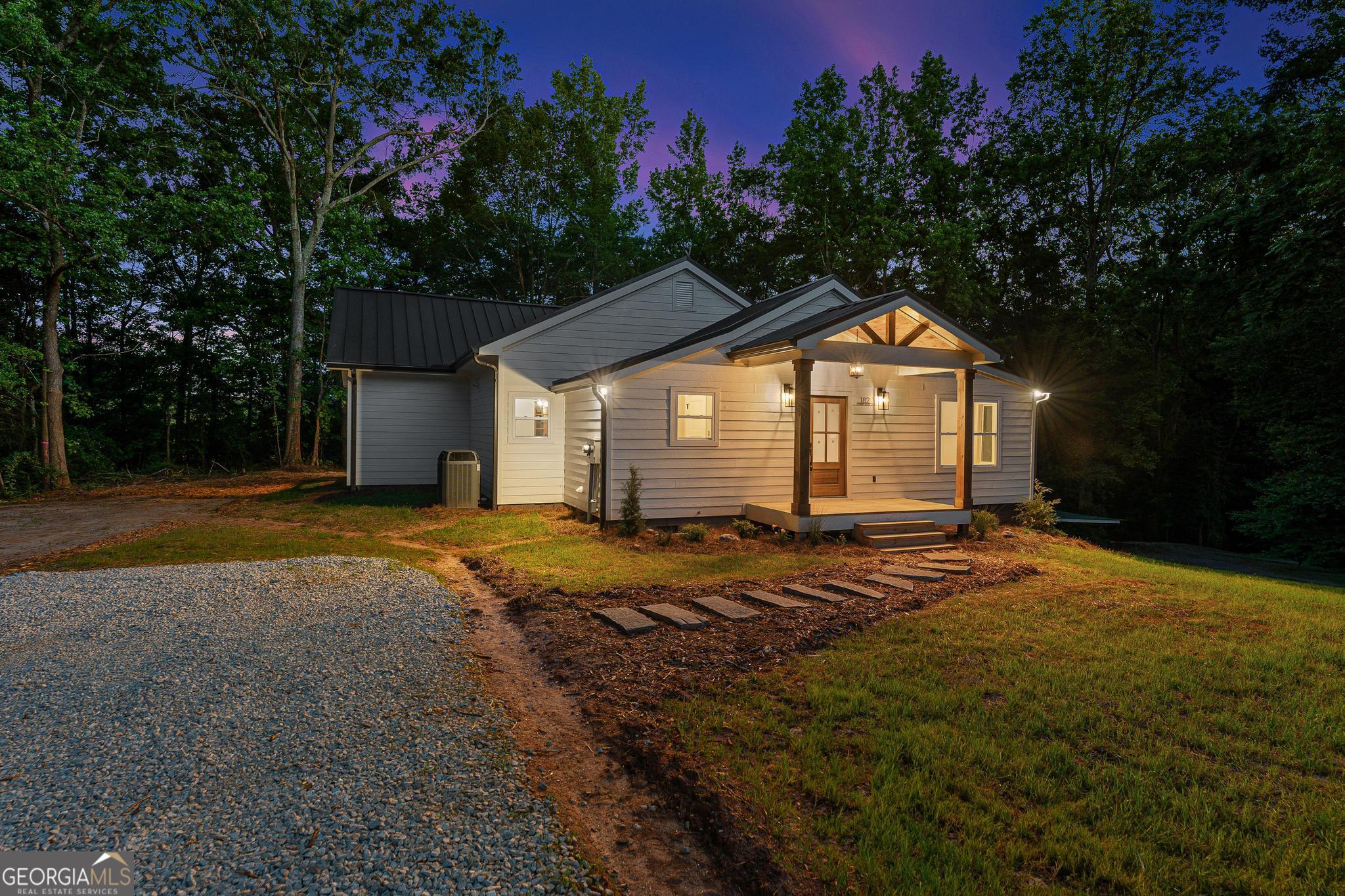 182 Cherry Rose Lane Hartwell GA 30643