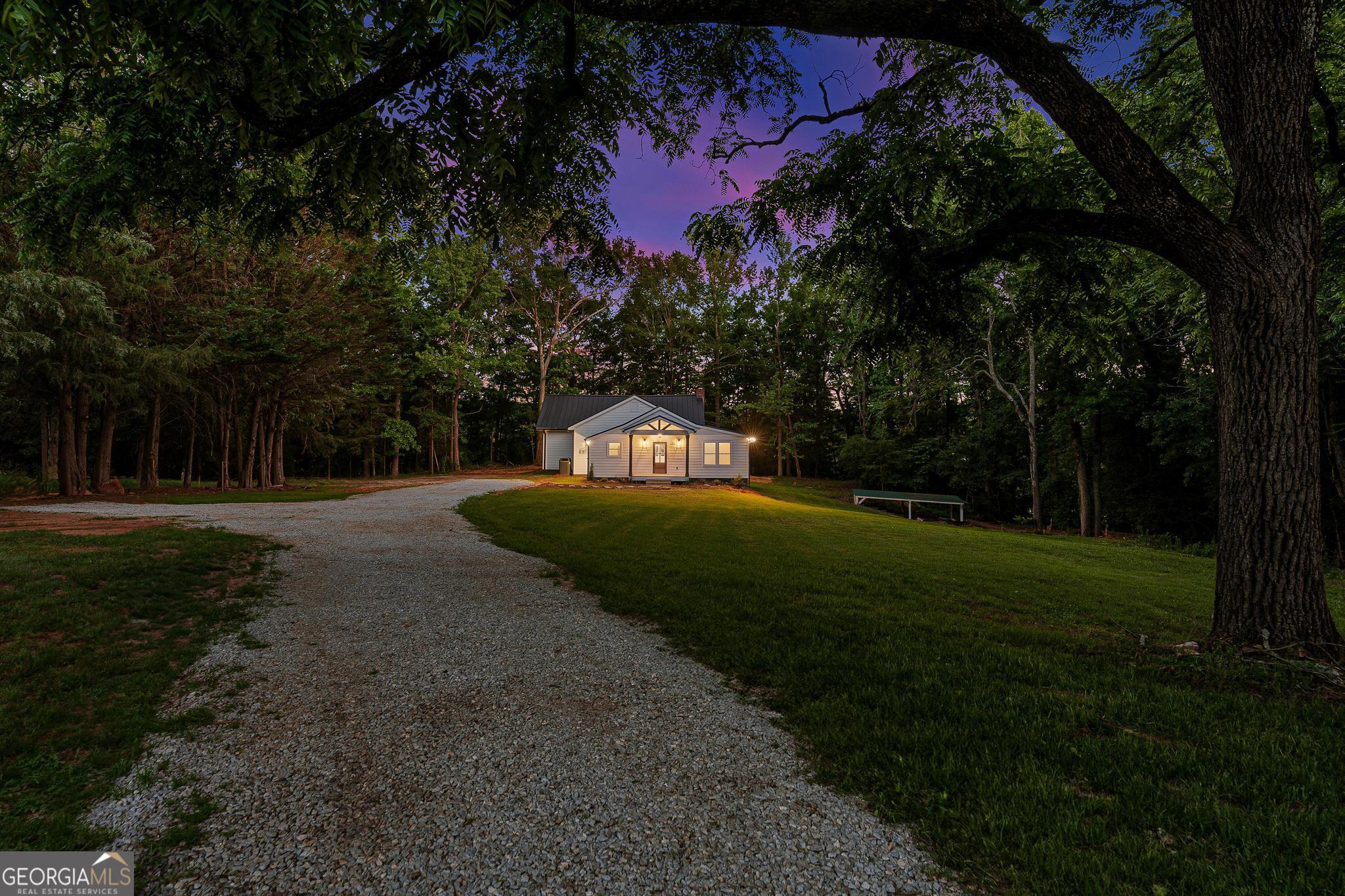 182 Cherry Rose Lane Hartwell GA 30643